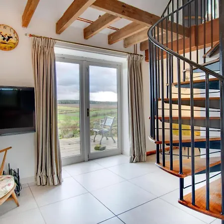 度假居 Plum Tree *